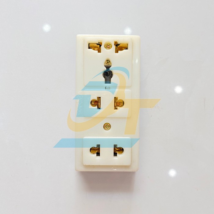 Ổ cắm 3 lỗ SOPOKA T32