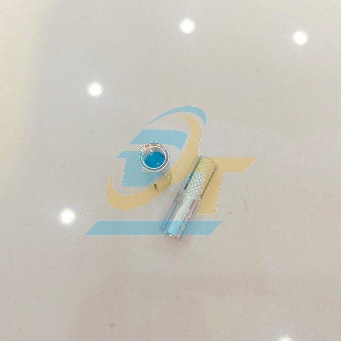 Tắc kê đạn M8