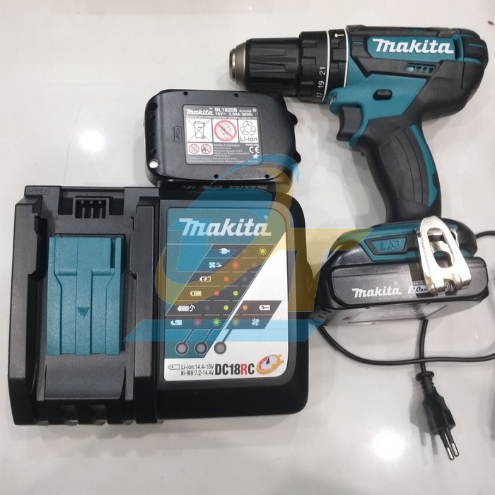 Máy khoan búa vặn vít dùng pin 18V Makita DHP482RAE