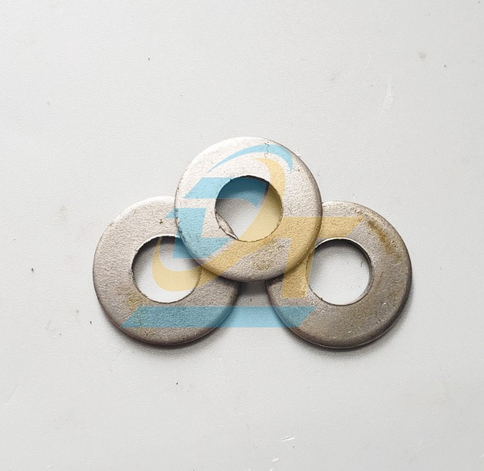 Long đền phẳng thép đen M20