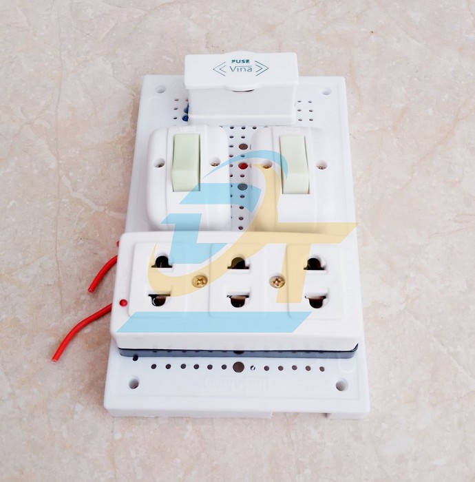 Bảng điện nổi 2 công tắc, 1 cầu chì, 1 ổ cắm VINA TL-2