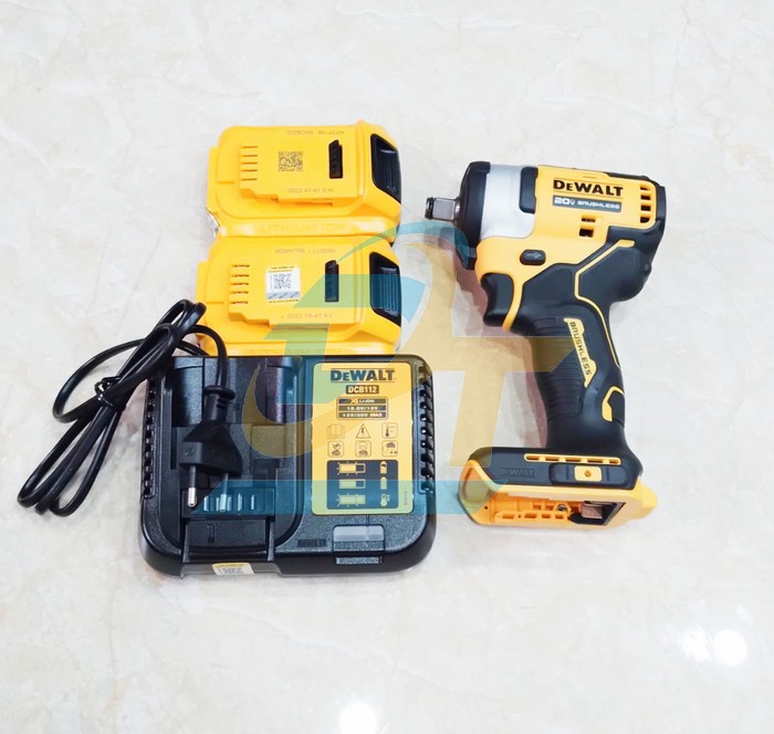 Máy siết bulong dùng pin 20V Dewalt DCF911D2 (Kèm 2 pin 2.0Ah + 1 Sạc)