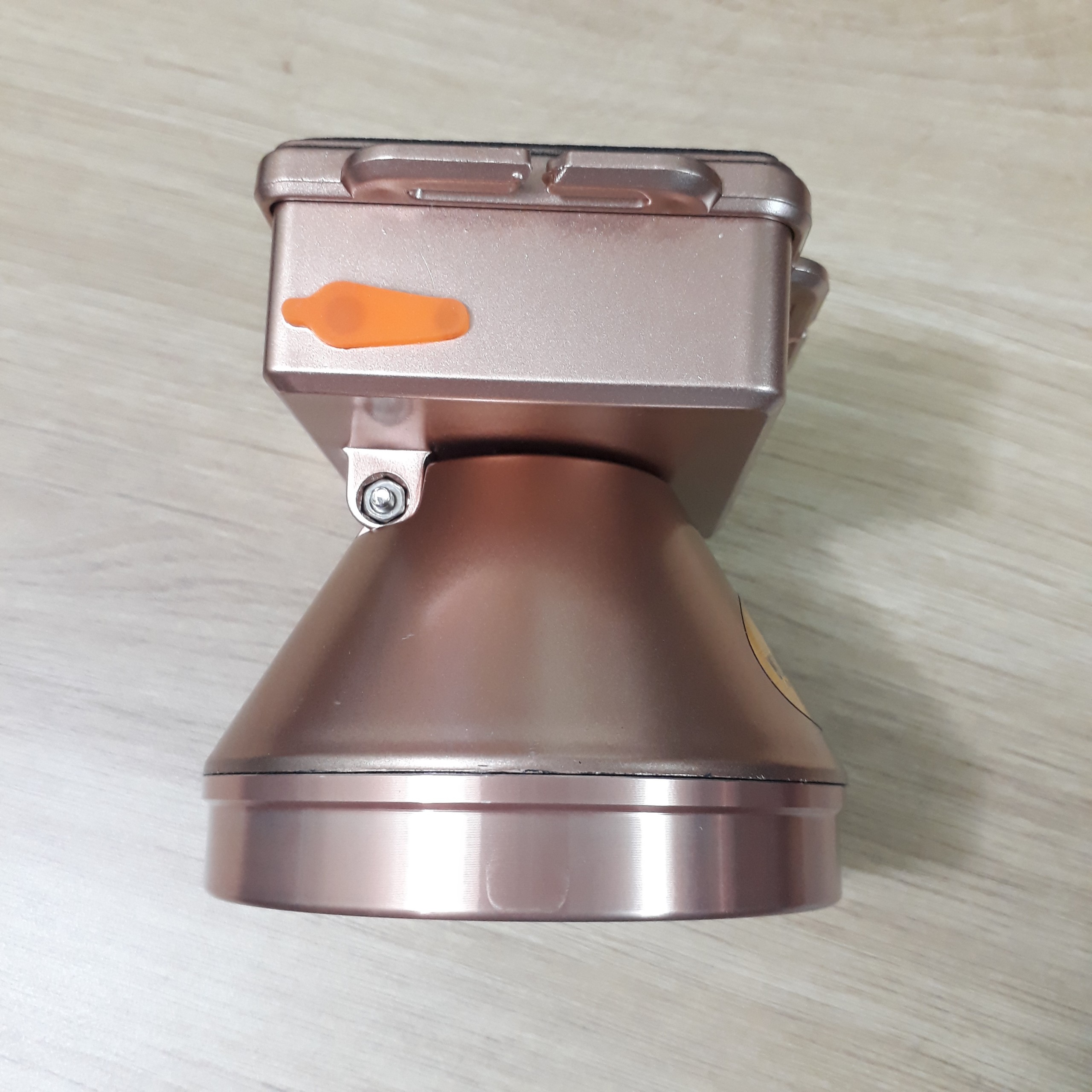 Đèn pin đội đầu 100W ThaiLand No.004 Thailand | Giá rẻ nhất - Công Ty TNHH Thương Mại Dịch Vụ Đạt Tâm