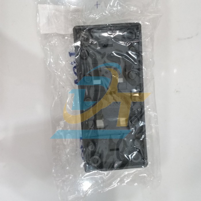 Ổ cắm 3 lỗ 2 chấu Lioa OC3KD OC3KD LiOA | Giá rẻ nhất - Công Ty TNHH Thương Mại Dịch Vụ Đạt Tâm
