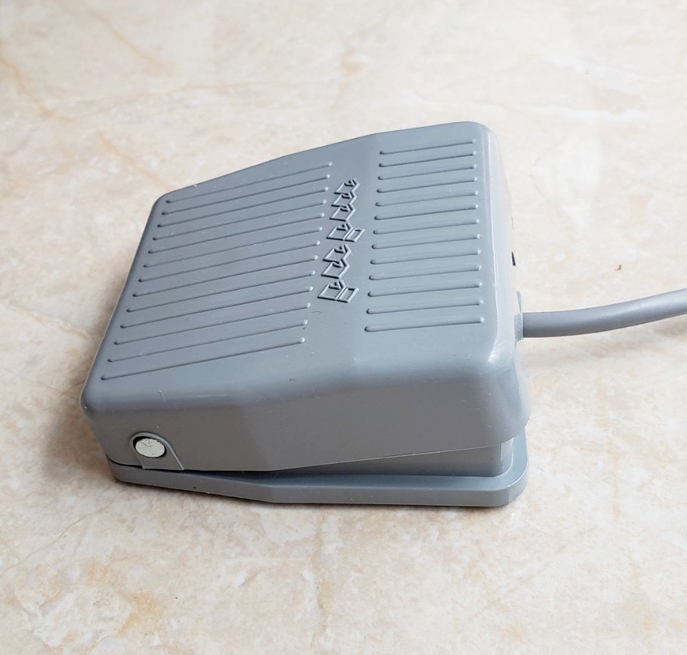 Công tắc bàn đạp 10A 250V vỏ nhựa TFS-201 TFS-201 China | Giá rẻ nhất - Công Ty TNHH Thương Mại Dịch Vụ Đạt Tâm