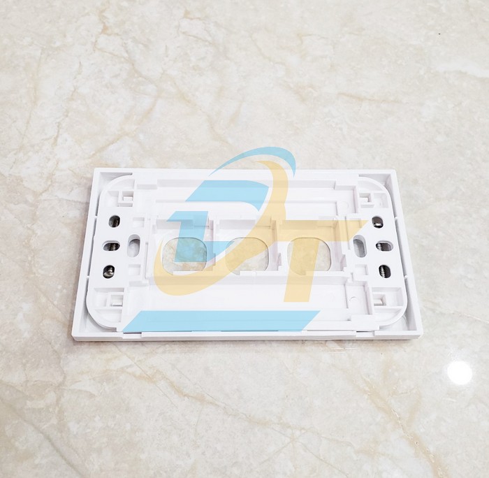 Mặt 3 công tắc Sino S183/X  Sino | Giá rẻ nhất - Công Ty TNHH Thương Mại Dịch Vụ Đạt Tâm