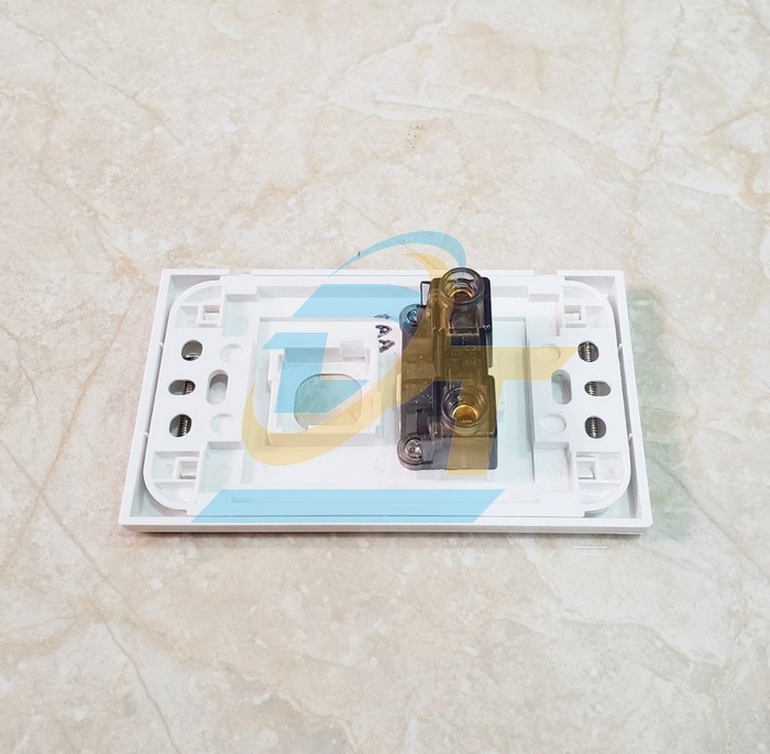 Ổ cắm đơn 2 chấu 16A với 1 lỗ Sino S18UX S18UX Sino | Giá rẻ nhất - Công Ty TNHH Thương Mại Dịch Vụ Đạt Tâm