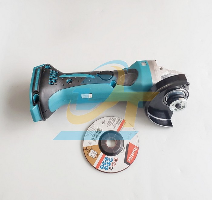 Máy mài góc 100mm dùng pin 18V Makita DGA402Z (không kèm pin sạc) DGA402Z Makita | Giá rẻ nhất - Công Ty TNHH Thương Mại Dịch Vụ Đạt Tâm