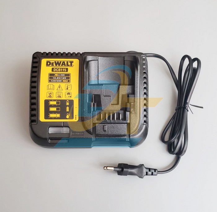 Máy siết bu lông dùng pin 20V Dewalt DCF911 DCF911 DEWALT | Giá rẻ nhất - Công Ty TNHH Thương Mại Dịch Vụ Đạt Tâm