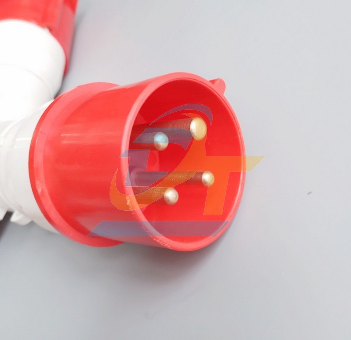 Ổ cắm công nghiệp 4P-32A-415V IP44 chia 3 MDCE-MD1024 MD1024 VietNam | Giá rẻ nhất - Công Ty TNHH Thương Mại Dịch Vụ Đạt Tâm