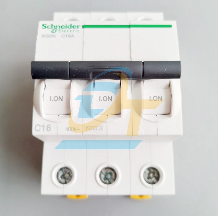 Cầu dao tự động MCB Acti9 3P 16A 6kA Schneider A9K24316 A9K24316 SCHNEIDER | Giá rẻ nhất - Công Ty TNHH Thương Mại Dịch Vụ Đạt Tâm