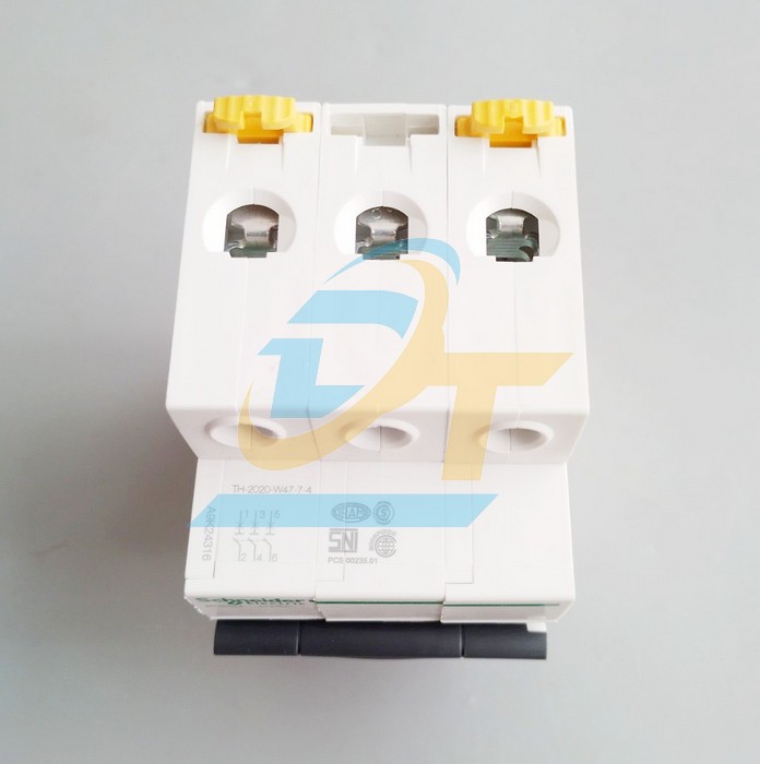 Cầu dao tự động MCB Acti9 3P 16A 6kA Schneider A9K24316 A9K24316 SCHNEIDER | Giá rẻ nhất - Công Ty TNHH Thương Mại Dịch Vụ Đạt Tâm