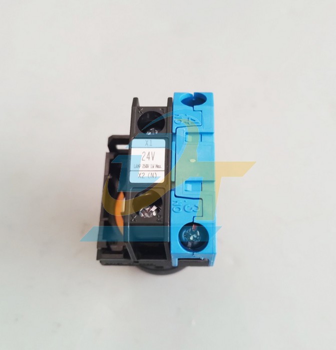 Nút nhấn nhả có đèn 24V phi 22 màu đỏ Idec YW1L-M2E10Q4R YW1L-M2E10Q4R IDEC | Giá rẻ nhất - Công Ty TNHH Thương Mại Dịch Vụ Đạt Tâm