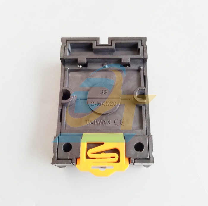 Relay thời gian 10M 220VAC JKN CAH3-N2 (Kèm đế)  JKN | Giá rẻ nhất - Công Ty TNHH Thương Mại Dịch Vụ Đạt Tâm
