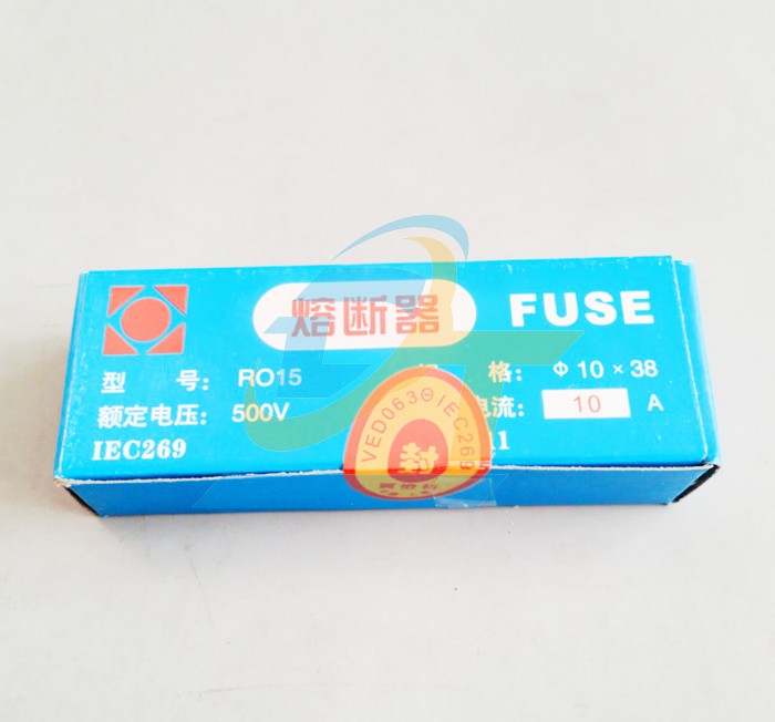 Cầu chì sứ 10x38 China 10A  China | Giá rẻ nhất - Công Ty TNHH Thương Mại Dịch Vụ Đạt Tâm