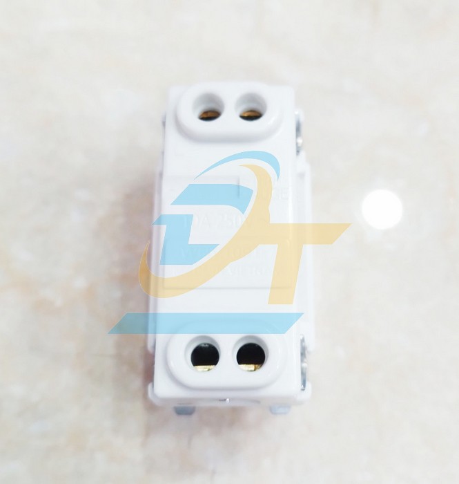 Ổ cắm đơn Panasonic WNV1091-7W  Panasonic | Giá rẻ nhất - Công Ty TNHH Thương Mại Dịch Vụ Đạt Tâm
