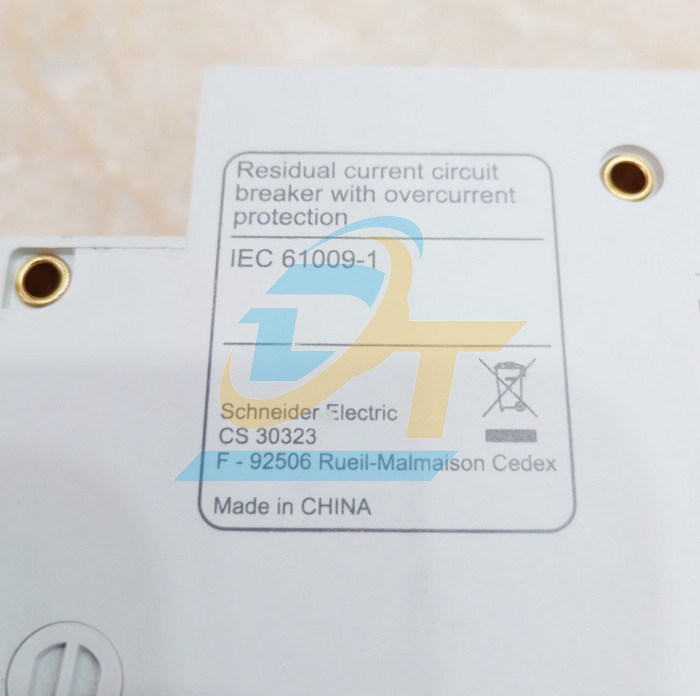 Cầu dao chống giật RCBO Easy9 (1P+N) 32A 30mA 230V Schneider EZ9D34632  SCHNEIDER | Giá rẻ nhất - Công Ty TNHH Thương Mại Dịch Vụ Đạt Tâm