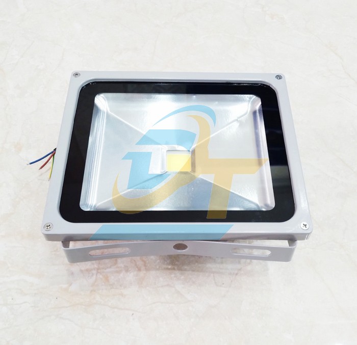 Đèn Led pha xám 30W 6500K  VietNam | Giá rẻ nhất - Công Ty TNHH Thương Mại Dịch Vụ Đạt Tâm