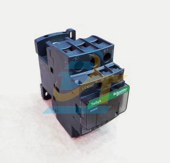 Khởi động từ 3P 32A 220V Schneider LC1D32M7  SCHNEIDER | Giá rẻ nhất - Công Ty TNHH Thương Mại Dịch Vụ Đạt Tâm