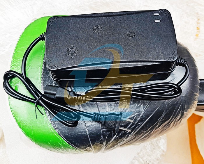 Xe điện chở hàng 800W 48V tải trọng 800kg  China | Giá rẻ nhất - Công Ty TNHH Thương Mại Dịch Vụ Đạt Tâm