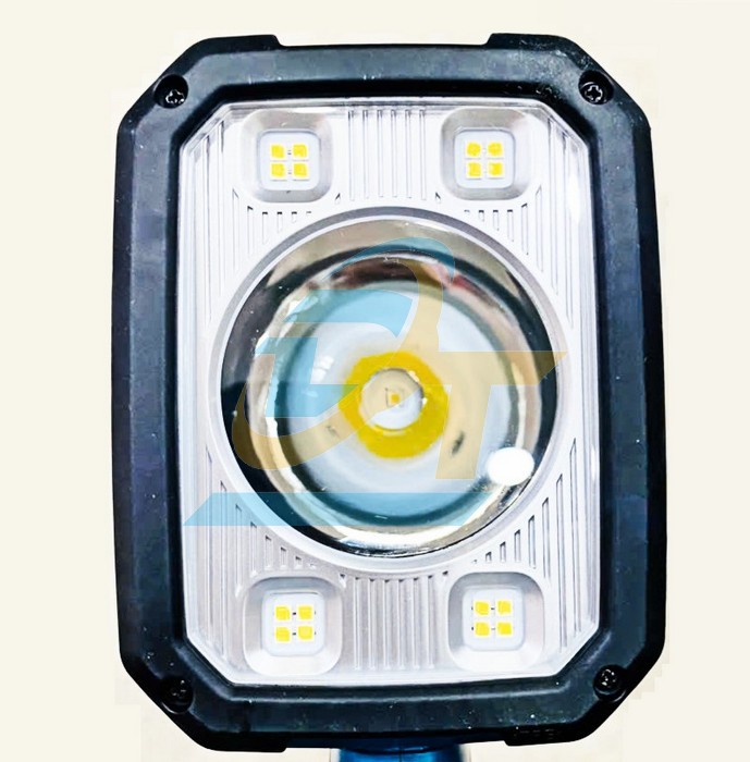 Đ&egrave;n led d&ugrave;ng pin 14.4V-18V Makita DML812 (Chưa bao gồm pin sạc) DML812 Makita | Gi&aacute; rẻ nhất - C&ocirc;ng Ty TNHH Thương Mại Dịch Vụ Đạt T&acirc;m